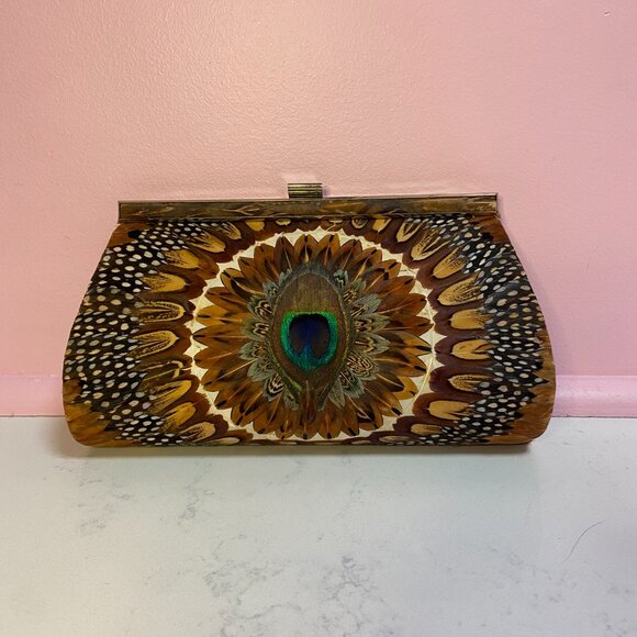 Vintage Peacock Feather Clutch – Ornate, Unique & Versatile - Picture 5 of 5